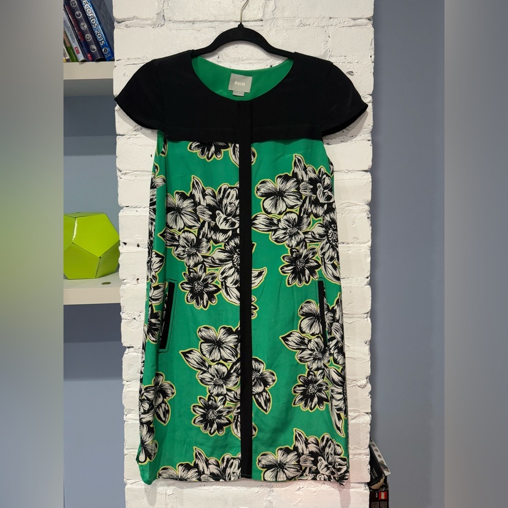 Maeve‎ Ayame Silk Dress Green Motif  ANTHROPOLOGIE